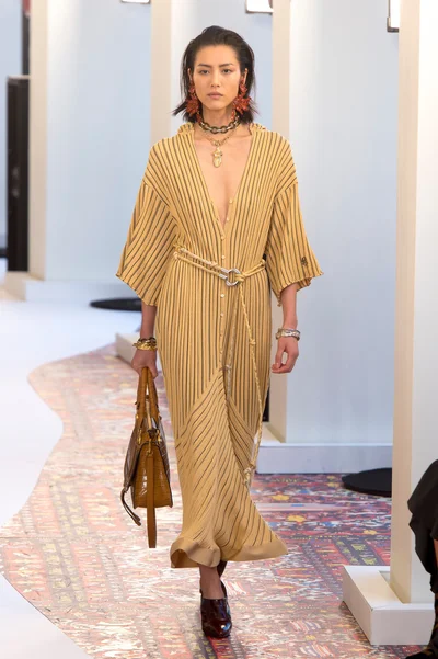 Look 37